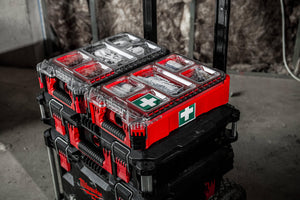 Milwaukee PACKOUT™ First Aid Kit EHBO Koffer DIN 13157 - 4932478879 - 4058546361617 - 4932478879 - Mastertools.nl