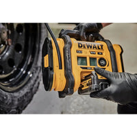 DeWALT DCC018N Accu Luchtpomp Compact 18V Basic Body - 5902013963448 - DCC018N-XJ - Mastertools.nl