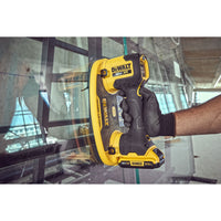 DeWALT DCE590N Accu vacuümlifter tegel-/glasdrager 18V XR Basic Body - 5054905322489 - DCE590N-XJ - Mastertools.nl