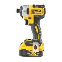 DeWALT DCK266P2T Accu Combiset DCD796 + DCF887 18V 5.0Ah XR Li-ion - 5035048668733 - DCK266P2T-QW - Mastertools.nl