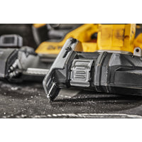 DeWALT DCS378N Accu middelgrote bandzaag 18V XR Basic Body - 5035048798683 - DCS378N-XJ - Mastertools.nl