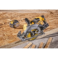 DeWALT DCS577N FLEXVOLT Accu Cirkelzaag 190mm 54V XR Basic Body - 5035048694145 - DCS577N-XJ - Mastertools.nl