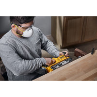 DeWALT DCW220NT Accu Bandschuurmachine 75x533mm Brushless 18V XR Basic Body in TSTAK - 5035048793848 - DCW220NT-XJ - Mastertools.nl