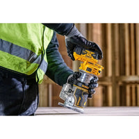 DeWALT DCW604NT Accu Boven- en kantenfrees 18V Basic Body in TSTAK - 5035048711804 - DCW604NT-XJ - Mastertools.nl