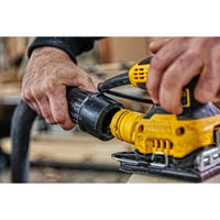 DeWALT DWE6411 Vlakschuurmachine 1/4 Vel 230w - 5035048553893 - DWE6411-QS - Mastertools.nl