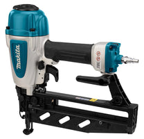 Makita AF601 8 bar Brad tacker (16 Ga) in koffer - 0088381822404 - AF601 - Mastertools.nl