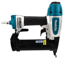 Makita AT638A 8 bar Nietmachine (Narrow Crown) in koffer - 0088381822411 - AT638A - Mastertools.nl