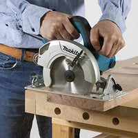 Makita HS6601 Cirkelzaag in doos - 0088381806404 - HS6601 - Mastertools.nl