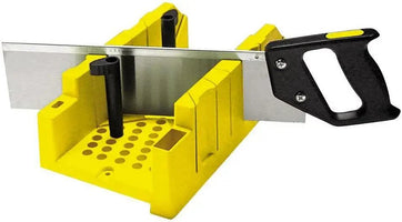 Stanley 1-20-600 Verstekbak Kunststof met Kapzaag L300mm/B130mm/H80mm - - - Mastertools.nl