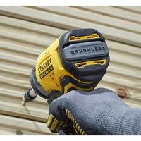 Stanley SFMCF810D2K FATMAX® V20 Accu Slagschroevendraaier 170Nm Brushless 18V 2.0Ah in Koffer - 5035048723968 - SFMCF810D2K-QW - Mastertools.nl