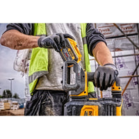 DeWALT DCB118Y2 XR FlexVolt Accu Starterset 2x 18V/54V 12Ah + snellader - 5035048722725 - DCB118Y2-QW - Mastertools.nl