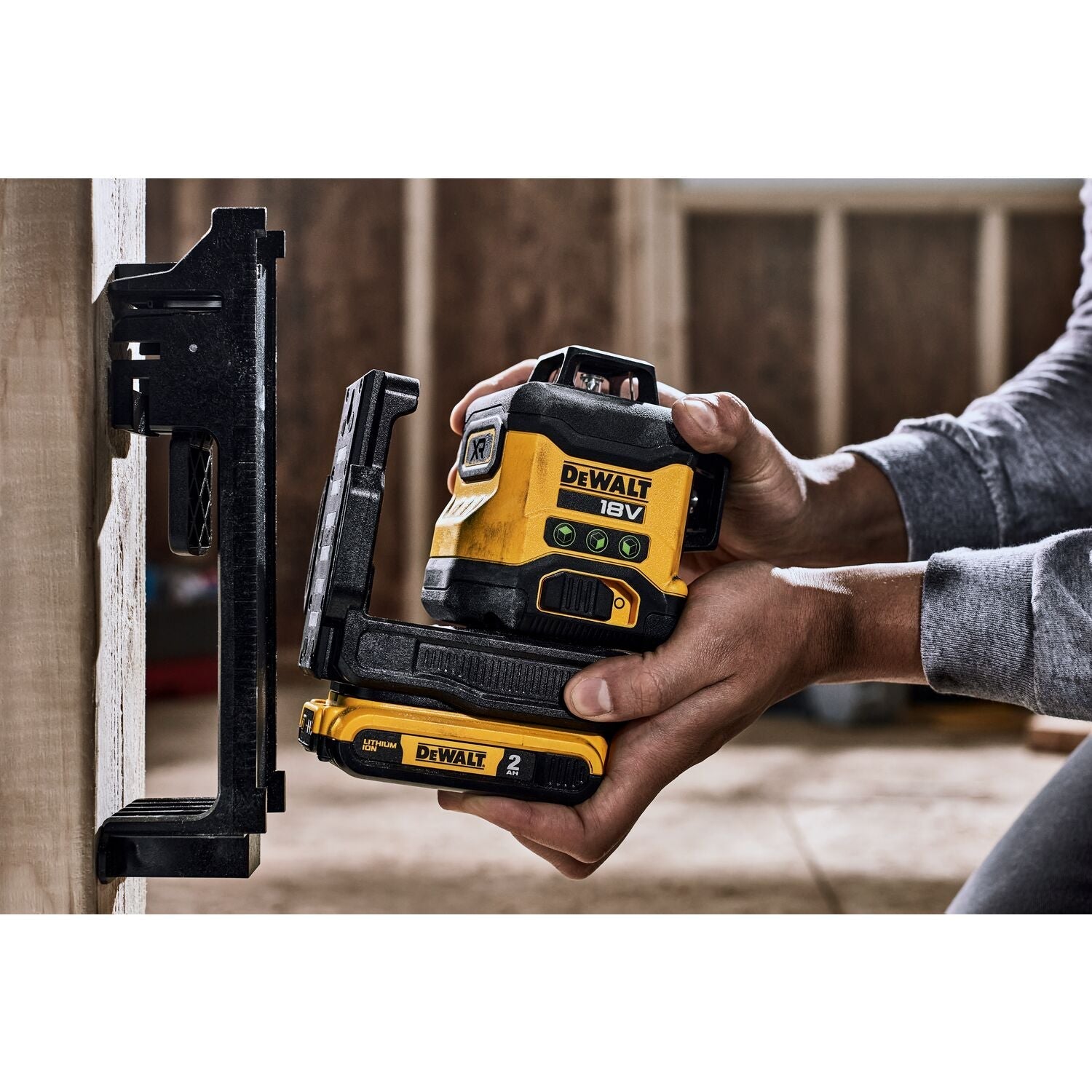 DeWALT DCLE34031N 3x360 Compacte Kruislijnlaser Groen 18V Basic