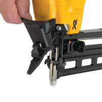 DeWALT DCN662D2 Accu Afwerktacker 16Ga 18V XR 2.0Ah in TSTAK - 5902013967262 - DCN662D2-QW - Mastertools.nl