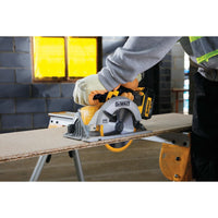 DeWALT DCS391N Accu Cirkelzaag 165mm 18V XR Basic Body - 5035048356210 - DCS391N-XJ - Mastertools.nl