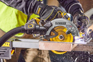 DeWALT DCS573NT FLEXVOLT Advantage Accu Cirkelzaag 190mm 18V XR Basic Body in TSTAK - 5035048739532 - DCS573NT-XJ - Mastertools.nl