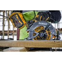 DeWALT DCS578NT FLEXVOLT Accu Cirkelzaag 190mm 54V XR Basic Body in TSTAK - 5035048736289 - DCS578NT-XJ - Mastertools.nl