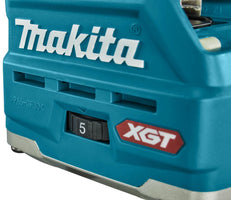 Makita RT001GM206 Accu Boven- en kantenfrees AWS-Ready + Geleiderail adapter XGT 40V Max 4.0Ah in Mbox - 0088381759977 - RT001GM206 - Mastertools.nl