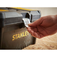 Stanley STST1-75518 Gereedschapkoffer Essential M 16” - 3253561755187 - STST1-75518 - Mastertools.nl